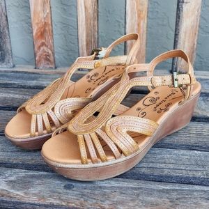 BareTraps Brown Woven Leather Buckle Strap Platform Sandals